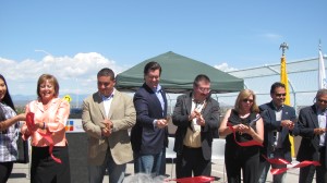 Governor Susanna Martinez leads the ribbon cutting ceremony